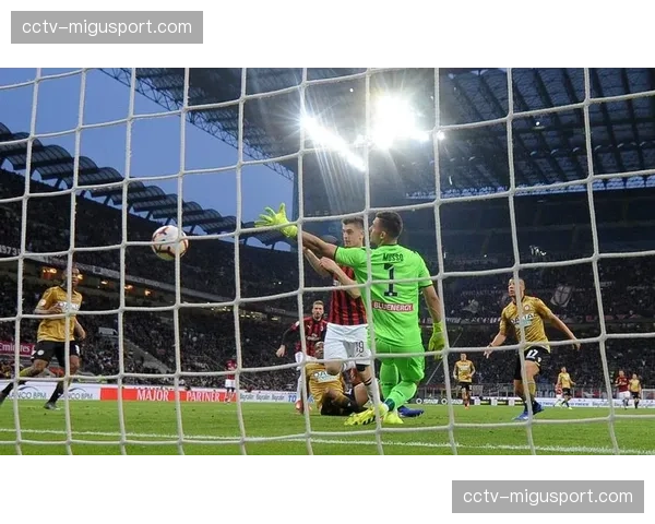 AC米兰基金会启动“足球进校园”新计划,覆盖米兰市内50所小学 AC米兰基金会启动“足球进校园”新计划,覆盖米兰市内50所小学