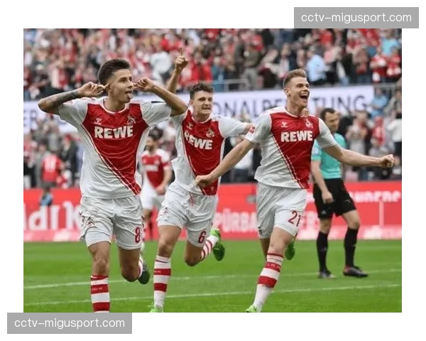 美因茨05主场2-1逆转波鸿，俱乐部赛后第一时间在官方推特发布英语、波斯语战报