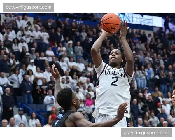 G联盟试点新规:为鼓励快节奏,后场篮板后推进至前场的用时将纳入效率统计 G联盟试点新规:为鼓励快节奏,后场篮板后推进至前场的用时将纳入效率统计