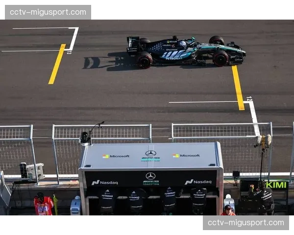 F1阿塞拜疆冲刺赛：皮亚斯特里获胜，周冠宇位列第五创车队最佳